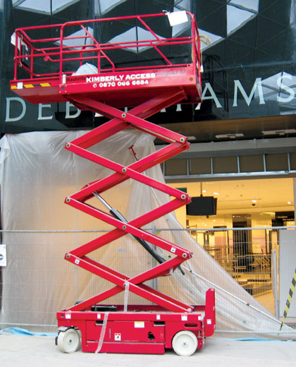 Scissor lift training pic